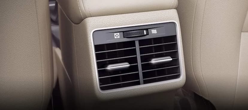 maruti-suzuki-ciaz-rear-ac-vents