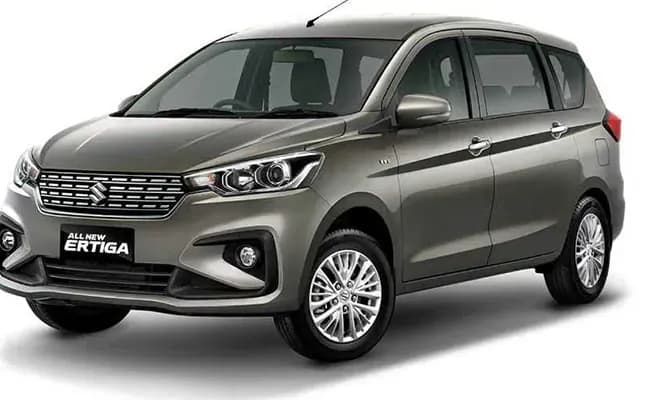 maruti-suzuki-ertiga-tour-front-left-view