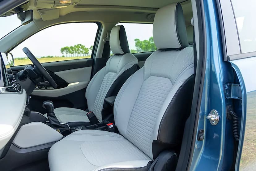 maruti-victoris-front-seat