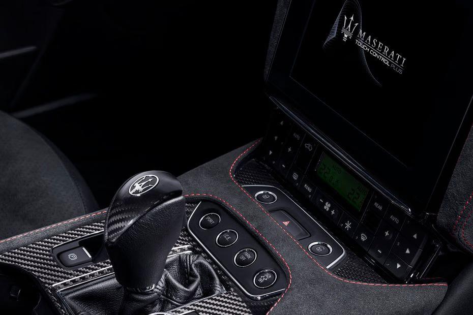 maserati-granturismo-infotainment-stytem