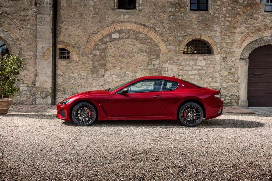 maserati-granturismo-side-view