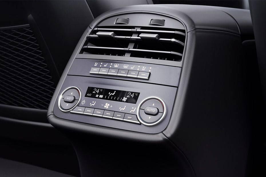 maserati-quattroporte-rear-ac-vents
