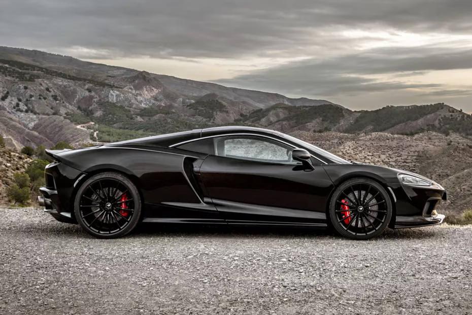 mclaren-gt-right-view
