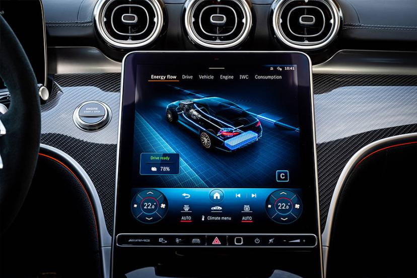 mercedes-benz-amg-c-63-infotainment-system