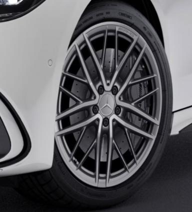 Mercedes-Benz AMG C43 preview 2