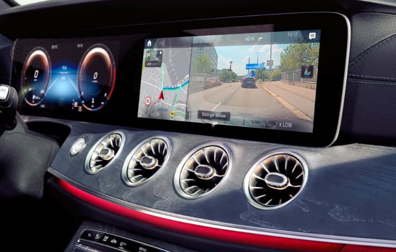 mercedes-benz-amg-e-53-cabriolet-ac-vents