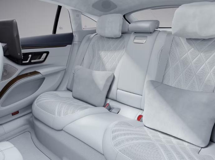 mercedes-benz-amg-eqs-rear-seats