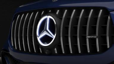 Mercedes-Benz AMG GLA 35 preview 3