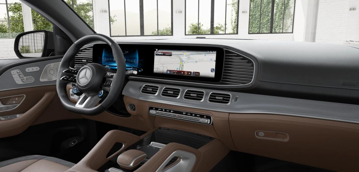 mercedes-benz-amg-gt-4-door-coupe-dashboard