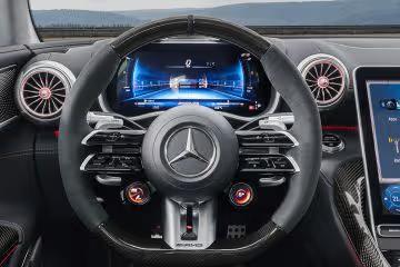 mercedes-benz-amg-gt-coupe-steering-wheel