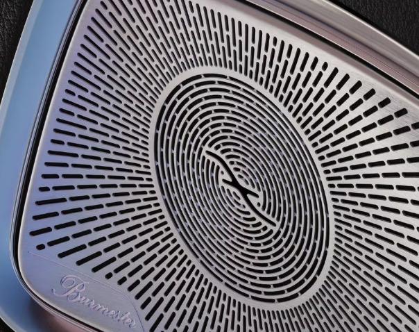 mercedes-benz-c-class-speakers