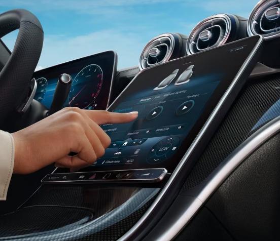 mercedes-benz-c-class-touch-screen
