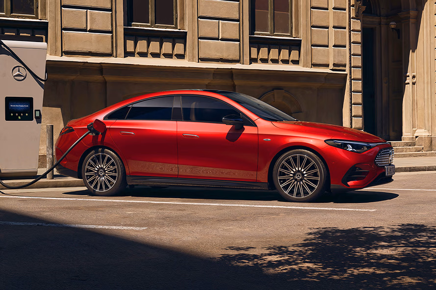mercedes-benz-cla-electric-right-view