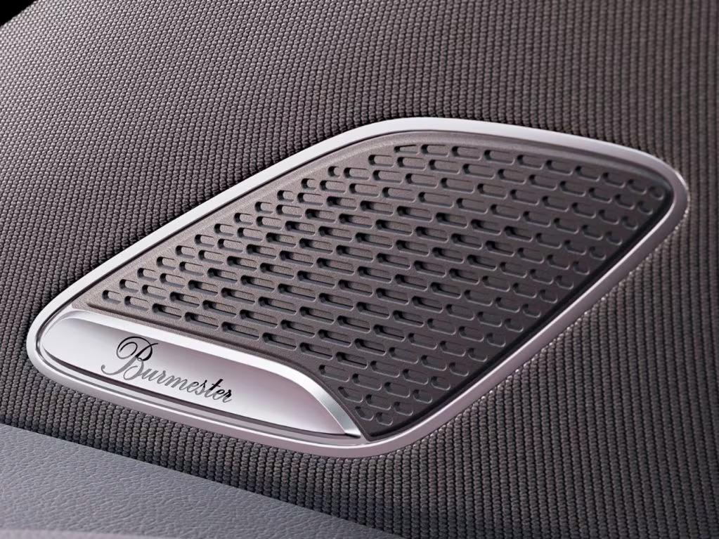 mercedes-benz-eqa-speakers