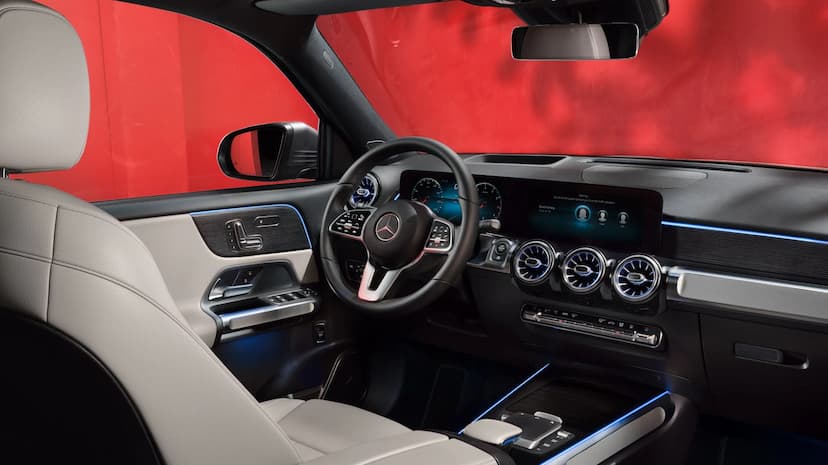 mercedes-benz-glb-dashboard
