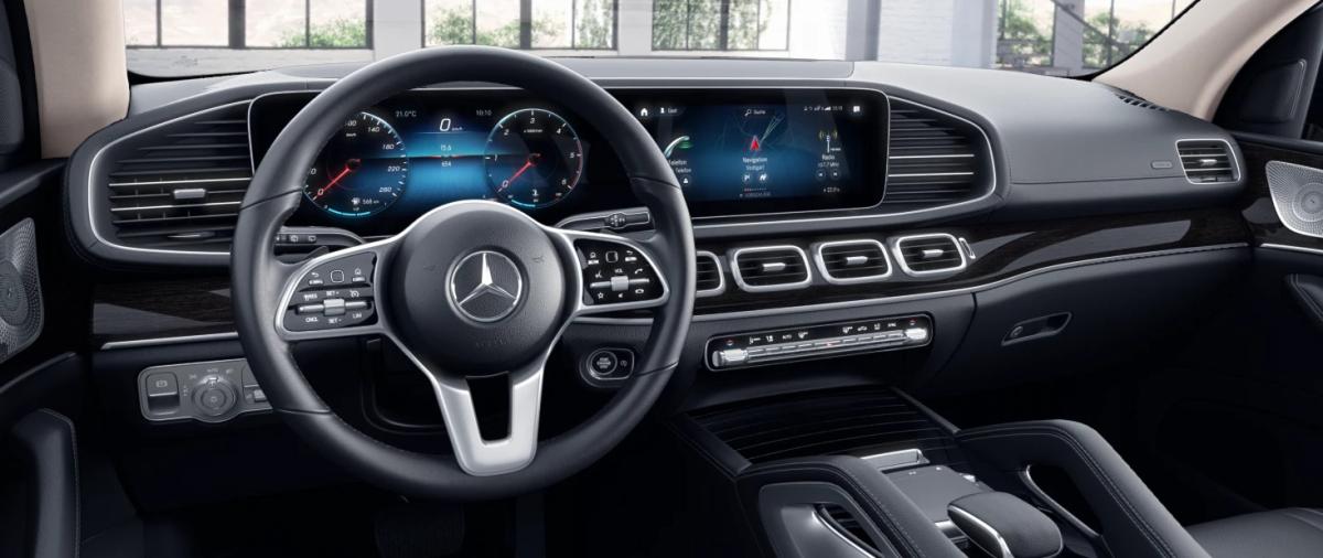 mercedes-benz-gls-dashboard