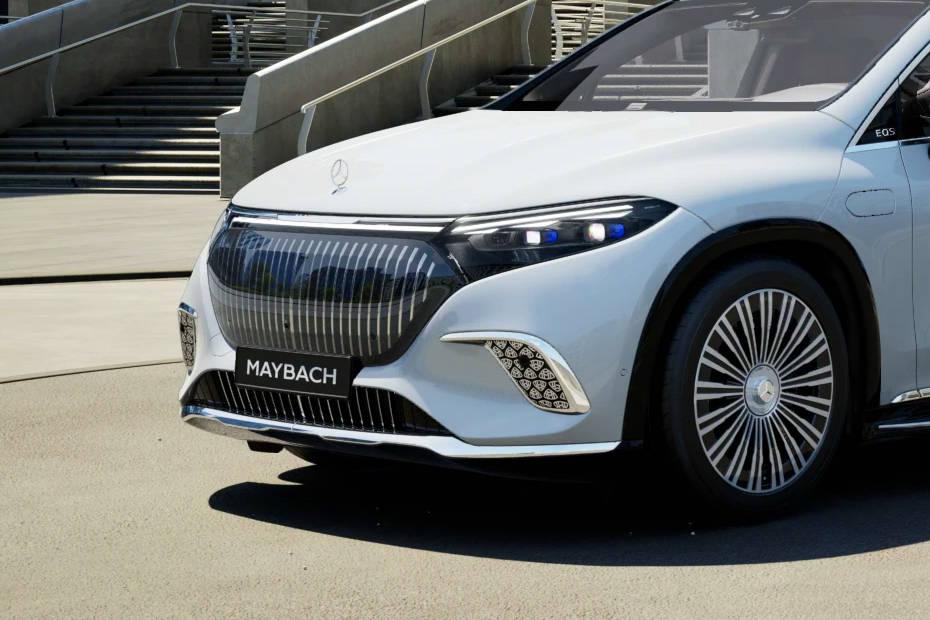 mercedes-benz-maybach-eqs-suv-grille