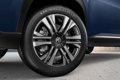 MG Hector Plus preview 2