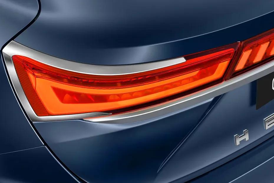 mg-hector-taillight