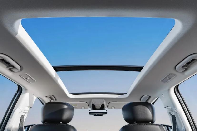 mg-majestor-sun-roof-moon-roof