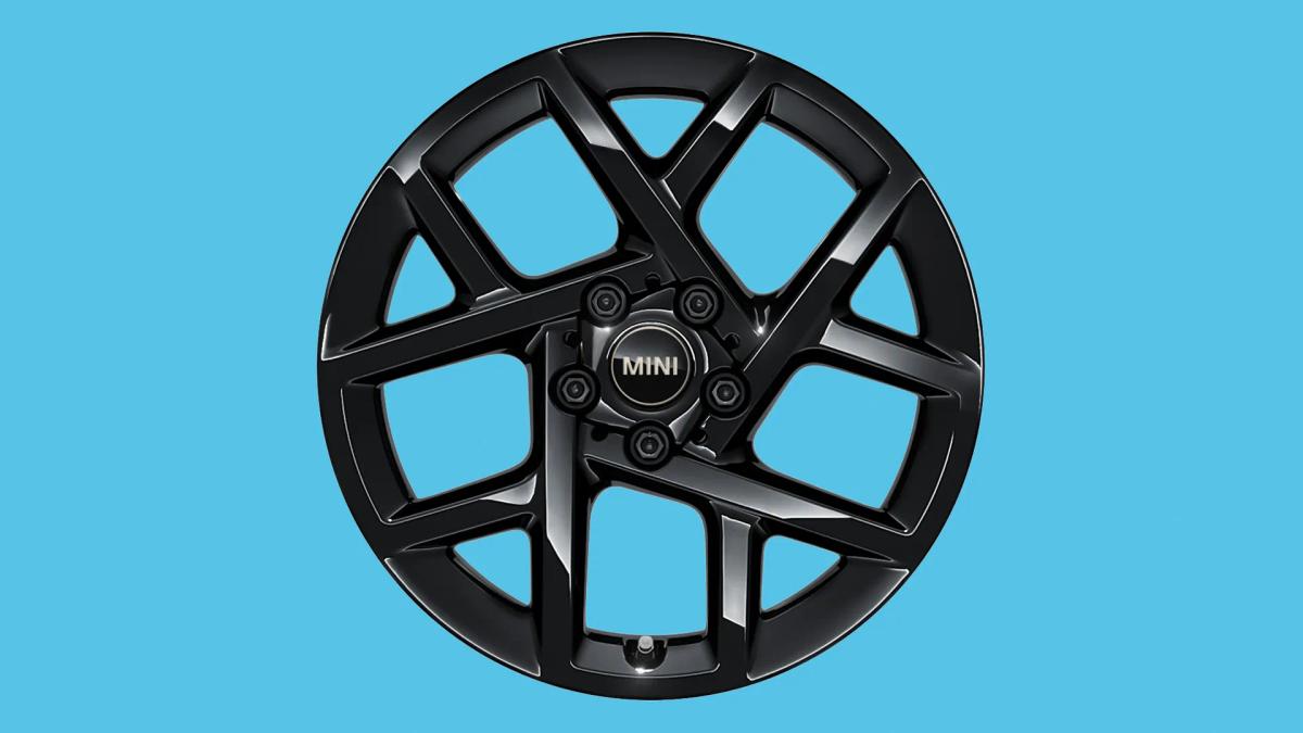 mini-cooper-3-door-alloy-wheel