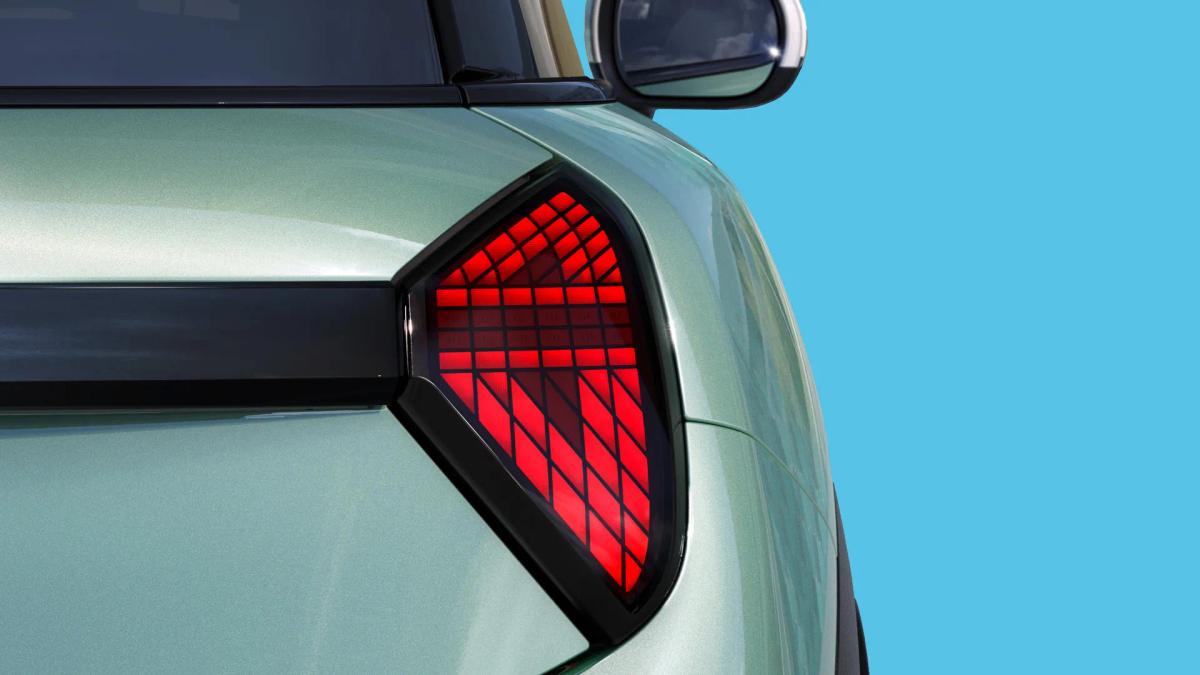 mini-cooper-3-door-tail-lamp