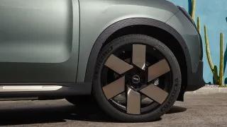 Mini Cooper Countryman preview 4