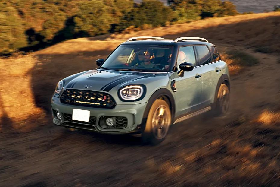 Mini Cooper Countryman Shadow Edition thumbnail