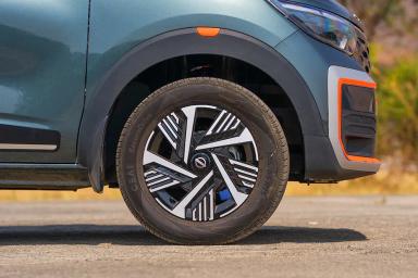 Nissan Gravite preview 2