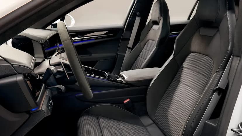 porsche-panamera-front-seats
