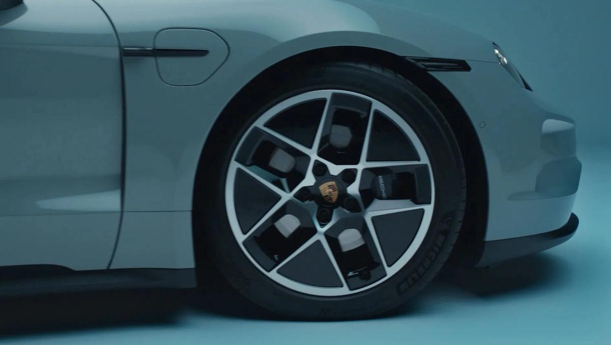 porsche-taycan-alloy-wheels