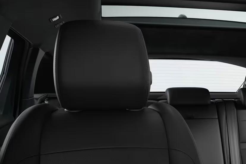 range-rover-evoque-seat-headrest