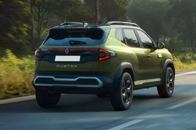 renault-duster-rear-right-view