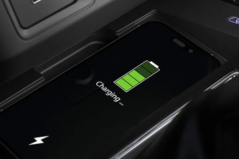 renault-kiger-wireless-charging