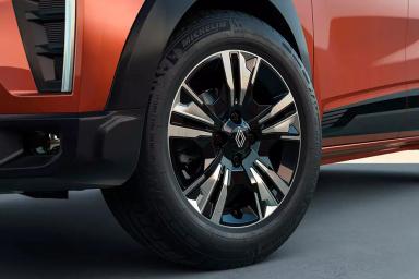 Renault Triber preview 2