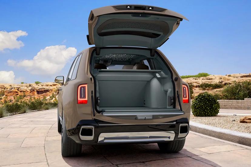rolls-royce cullinan-boot-space