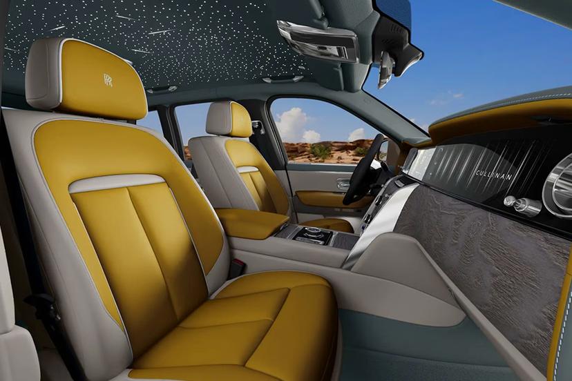 rolls-royce cullinan-door-view