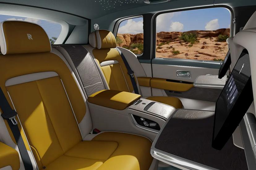 rolls-royce cullinan-rear-seats