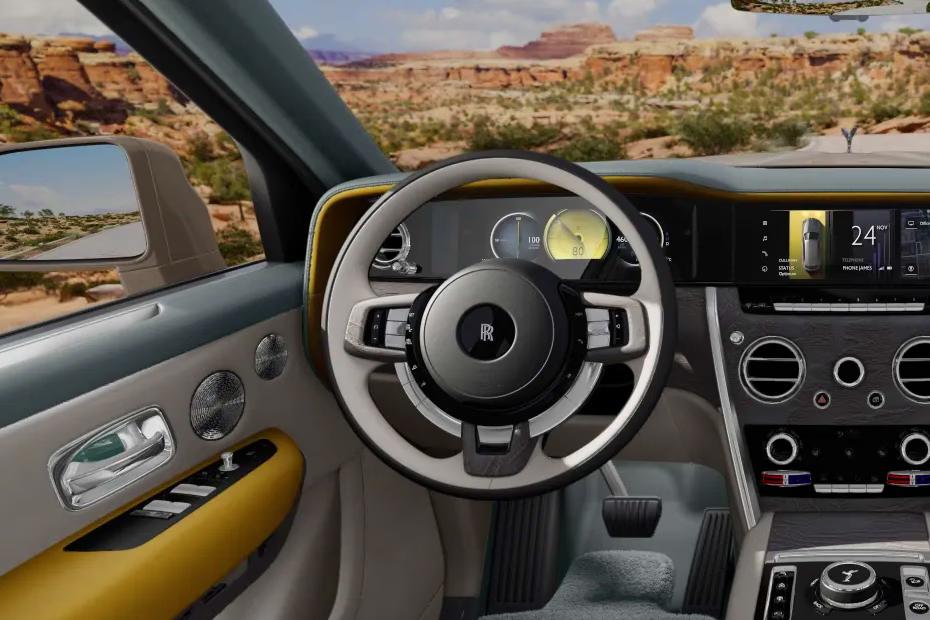 rolls-royce cullinan-steering-wheel