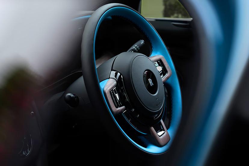 rolls-royce-ghost-series-II-steering-wheel