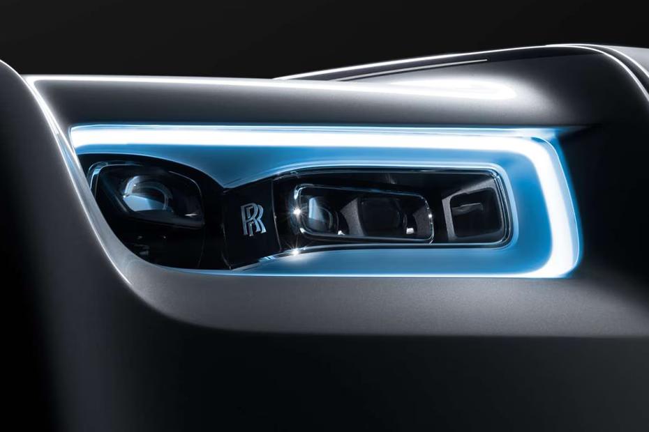 rolls-royce-phantom-headlight