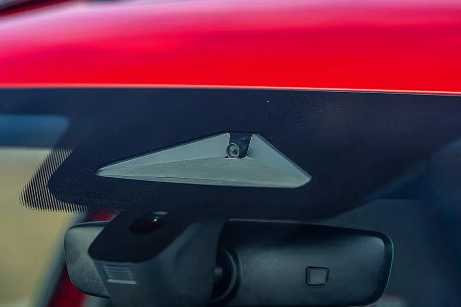skoda-kodiaq-rs-adas-camera-front