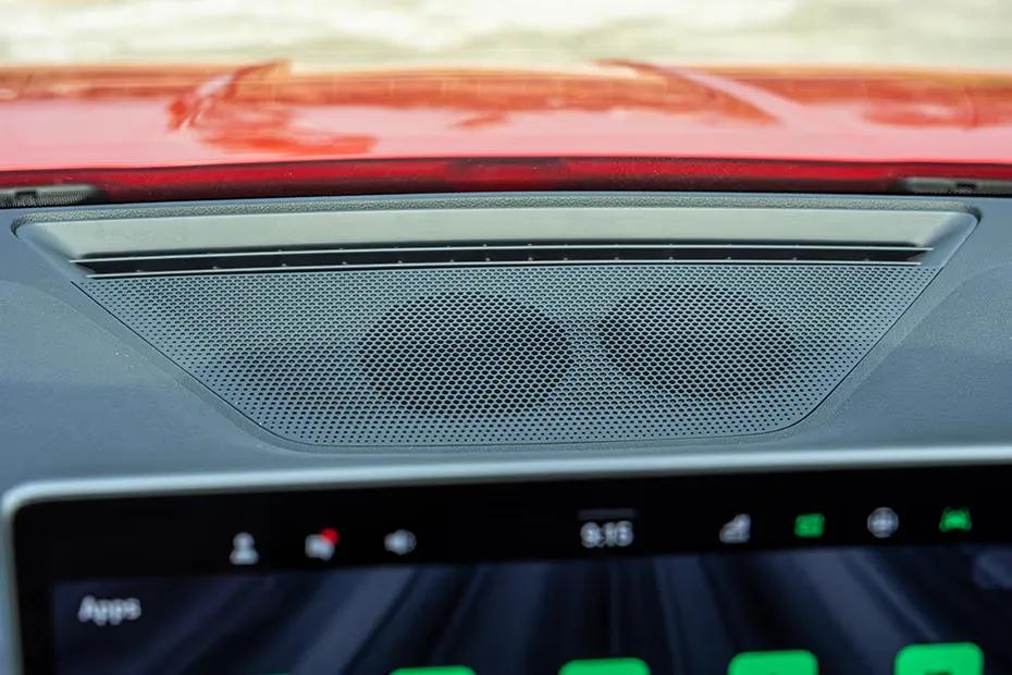 skoda-kodiaq-rs-central-speaker
