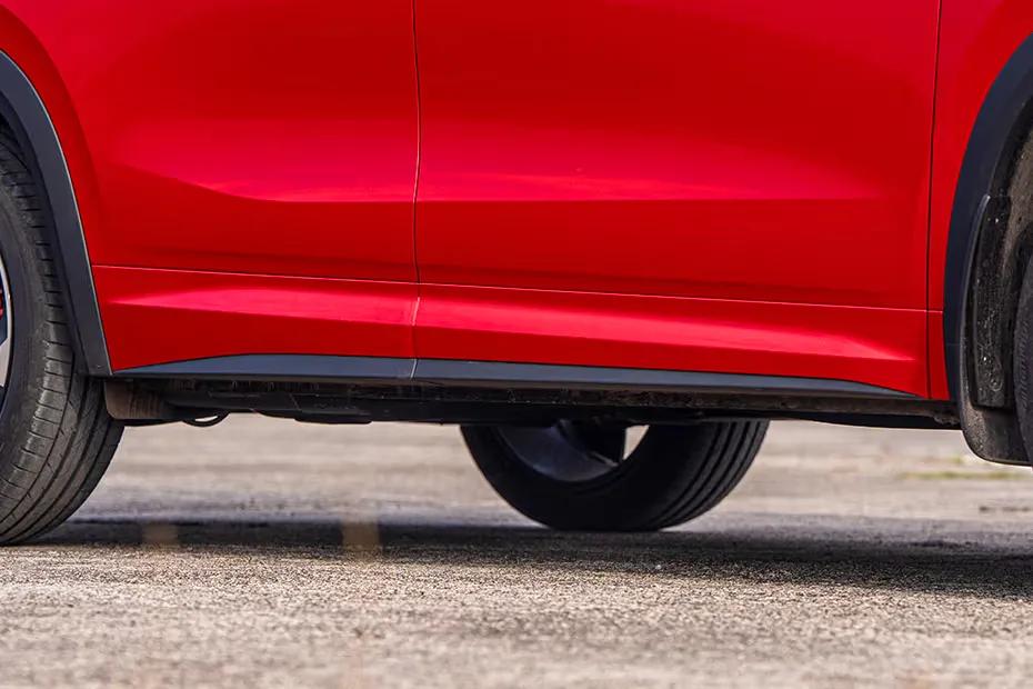 skoda-kodiaq-rs-side-skirt