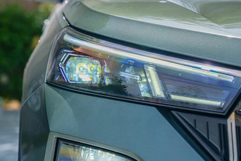 skoda-kushaq-headlight