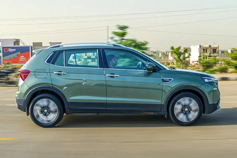 skoda-kushaq-right-side-view