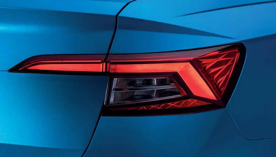 skoda-slavia-tail-lamp