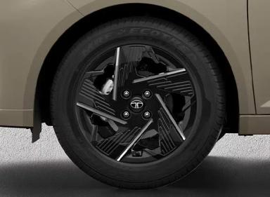Tata Altroz preview 2