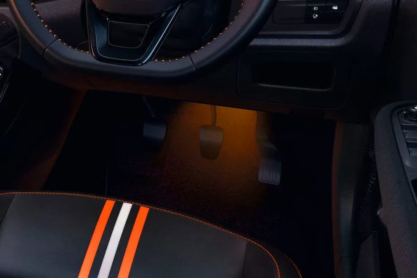 tata-altroz-racer-pedals