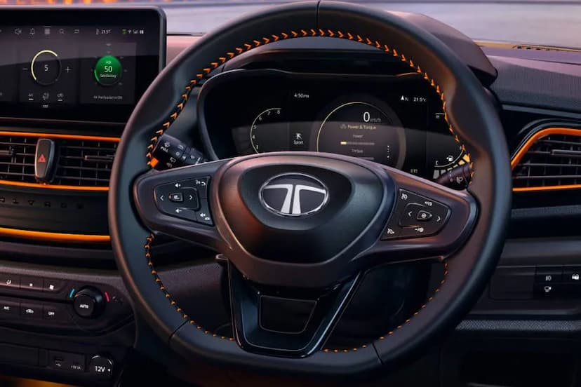 tata-altroz-racer-steering